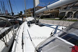 elylp08v72.jpg