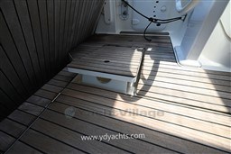 6s2rb9ca7l.jpg