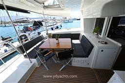 g726jb4zjm.jpg