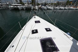 076e7x3dcz.jpg