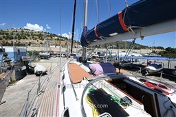62rg8ws429.jpg