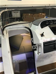 kz5rgb6f6e.jpg