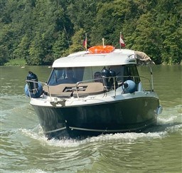 qpa8s4tkdh.jpg