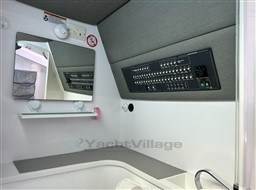 sgsbvmtb3i.jpg