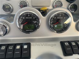 bj7zmhrjh7.jpg