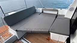 feom7pb63d.jpg