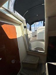 33t6uq686i.jpg