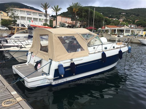 Beneteau Ombrine 800