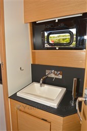 Nautitech_46_fly_Gelmar_bagno