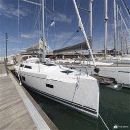 Tecla_ext2-1200x1200