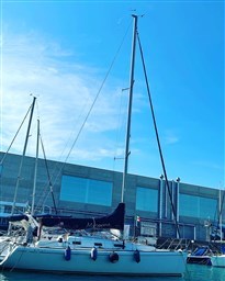 7E359822-573F-48D0-B037-F8E7A5D168DE