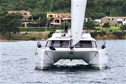 Nautitech-46-Fly-ext-13