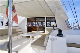 Nautitech-46-Fly-ext-01