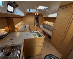interior-dinette-forward