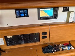 JEANNEAU - SUN ODYSSEY 50 DS - electronic