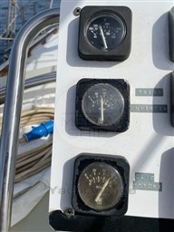 VELMARE - VAGABOND 47 - electronic