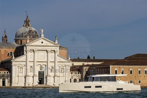 OMIKRON YACHTS - OT60 - exteriors