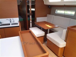 JEANNEAU - SUN ODYSSEY 440 - interiors