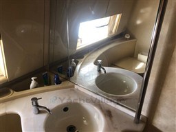 FERRETTI - FERRETTI 54 - interiors