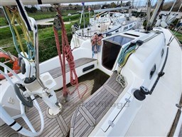 COMAR YACHTS - COMET 33 S - exteriors