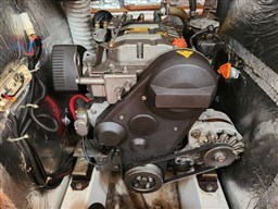 COMAR YACHTS - COMET 33 S - motors