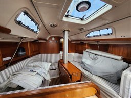 COMAR YACHTS - COMET 33 S - interiors