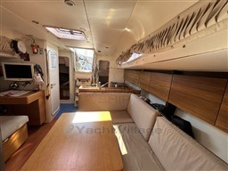 SLY YACHTS - SLY 42 - interiors