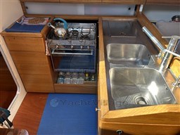 SLY YACHTS - SLY 42 - interiors