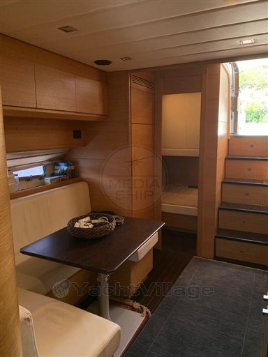 CAYMAN YACHTS - CAYMAN 48 - interiors