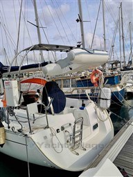 BENETEAU - OCEANIS 321 - exteriors