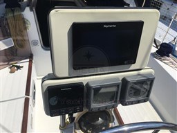 BENETEAU - OCEANIS 321 - electronic