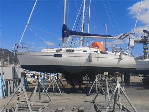 BENETEAU - OCEANIS 321 - exteriors