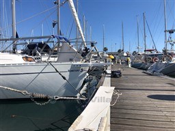 BENETEAU - OCEANIS 321 - exteriors