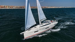 MORE YACHTS - MORE 50 - interiors