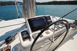 LAGOON YACHTS - LAGOON 50 - electronic