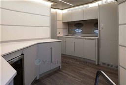 PERSHING - PERSHING 62 - interiors