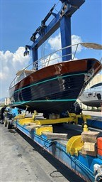 NAUTICA ESPOSITO - FUTURA CABIN 38 - exteriors