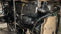 NAUTICA ESPOSITO - FUTURA CABIN 38 - motors