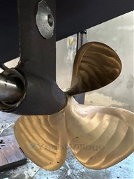 NAUTICA ESPOSITO - FUTURA CABIN 38 - exteriors