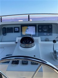 SELENE YACHTS - SELENE 47 - electronic