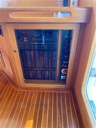 SELENE YACHTS - SELENE 47 - electronic