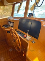 SELENE YACHTS - SELENE 47 - electronic