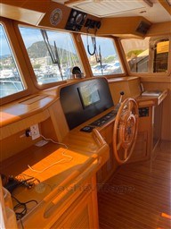 SELENE YACHTS - SELENE 47 - electronic