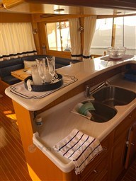 SELENE YACHTS - SELENE 47 - interiors