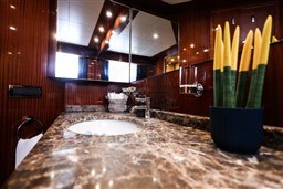 TECNOMAR - VELVET 26 - interiors