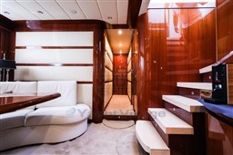 TECNOMAR - VELVET 26 - interiors