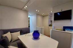 ITAMA - ITAMA 62 - interiors