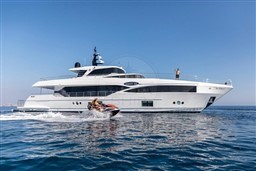 GULF CRAFT - MAJESTY 100 - exteriors