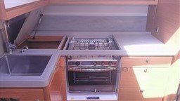 DUFOUR YACHTS - DUFOUR 470 - interiors