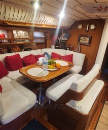 CANTIERE DEL PARDO - GRAND SOLEIL 45 - interiors